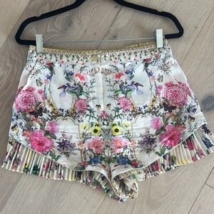 Floral Print Camilla Women's Shorts